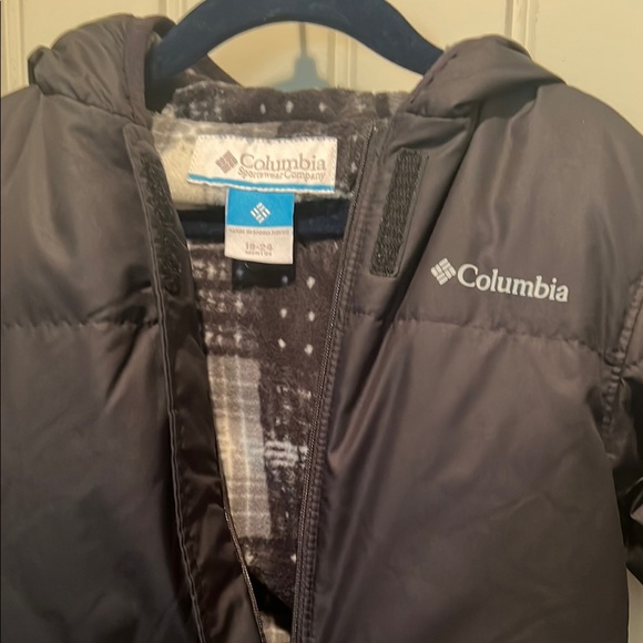 Columbia Black Insulated Snowsuit - Picture 2 of 4
